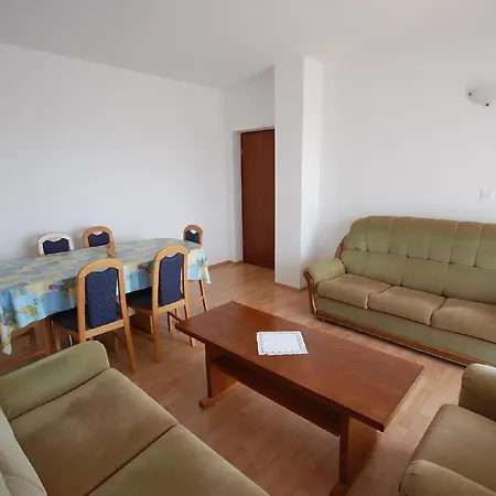 Ferienwohnung Fur 4 Personen Ca 90 M In Njivice, Kvarner Bucht Krk 公寓 *